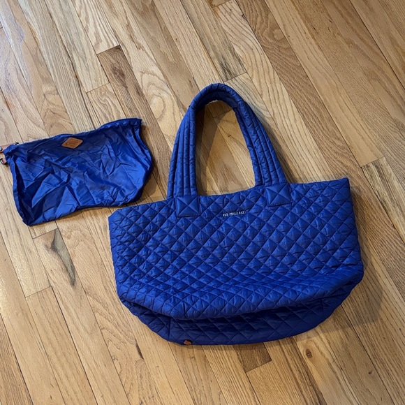 MZ WALLACE Medium Metro Tote